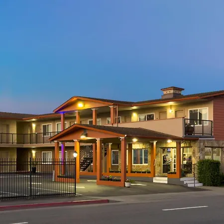 Travelodge By Wyndham Eureka-3