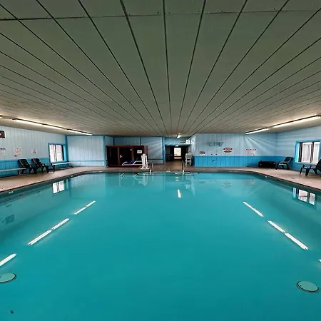 Travelodge By Wyndham Ishpeming/Marquette-3