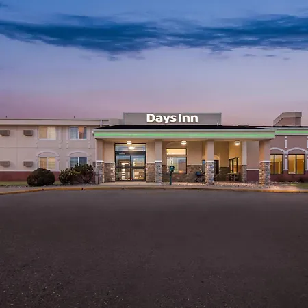 Days Inn By Wyndham Minot-2