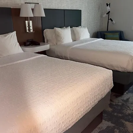 Hampton Inn Louisville/I-65/Brooks Road-2