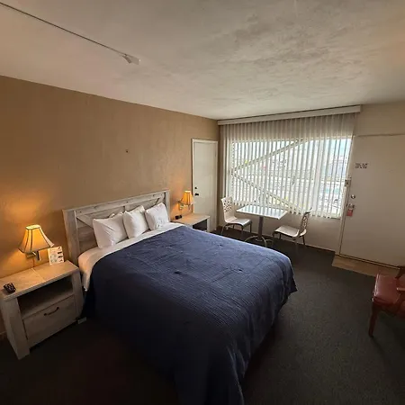 Starfire Motel-3
