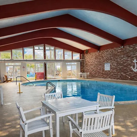 Courtyard Resort-3