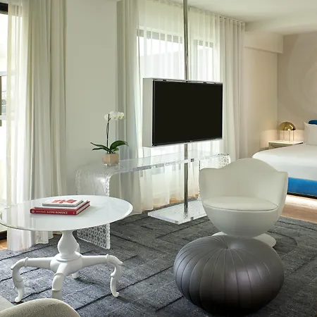 The Valorian Los Angeles, Curio Collection By Hilton-3
