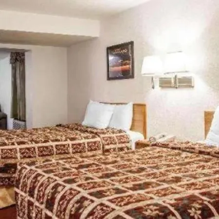 Econo Lodge Truman Inn-3
