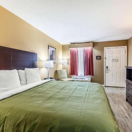 Quality Inn Bessemer I-20 Exit 108-2