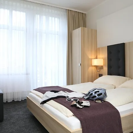 Hotel Loetschberg-3