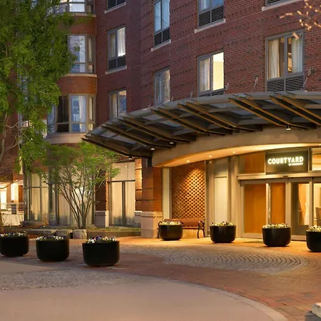 Courtyard By Marriott Boston Brookline-3