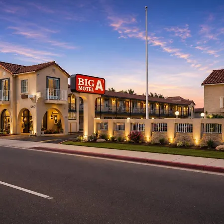 Big A Motel & Suites Near Disneyland Orange County-3
