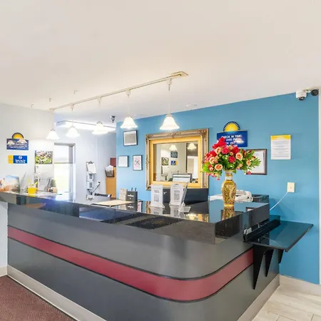 Days Inn By Wyndham Sioux City-3