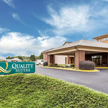 Quality Suites Hickory South-2