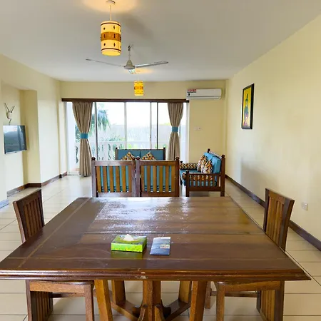 Cityblue Creekside Hotel & Suites-2