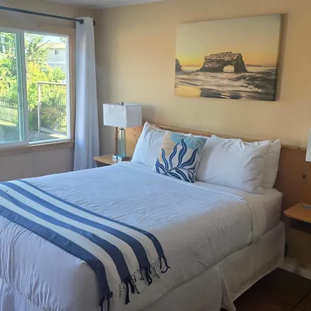 Sunny Cove Motel-3