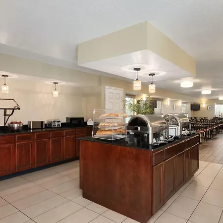 Mai Hana Hotel And Suites I Drive-Theme Parks-2