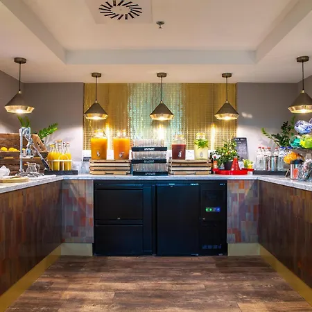 Park Inn By Radisson Antwerp City Centre-3