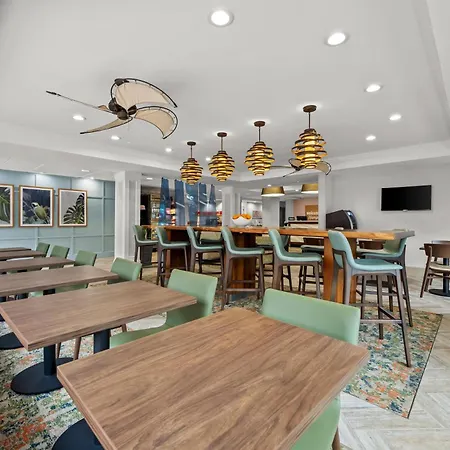 Hampton Inn Naples - I-75-3