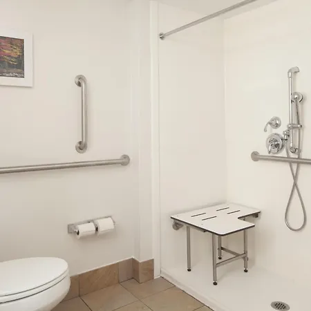 Hampton Inn Charleston-Southridge-2