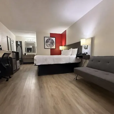 Ramada By Wyndham Harrisonburg-2