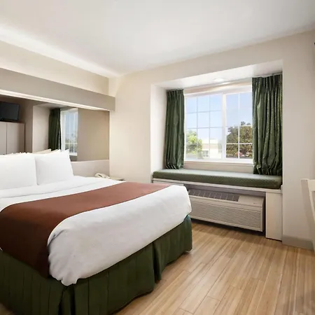 Microtel Inn & Suites Lodi-2