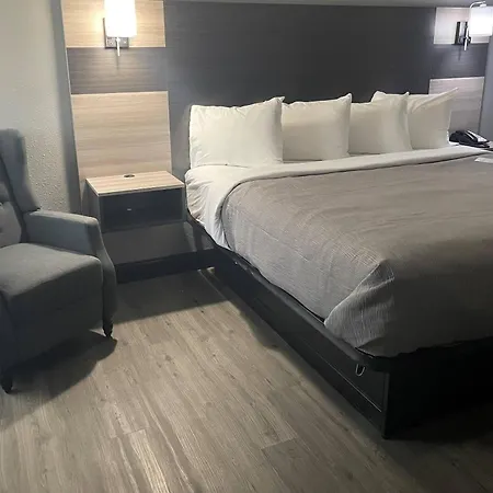 Quality Suites Abilene Mall Area-3