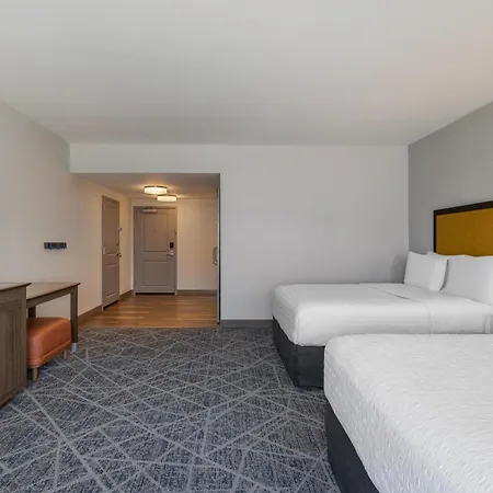 Hampton Inn & Suites West Des Moines Mill Civic-3