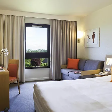Novotel Amboise-2