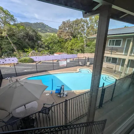 Olive Tree Inn & Suites, A Howard Johnson By Wyndham-2
