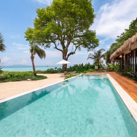 Outrigger Phi Phi Island Resort-3