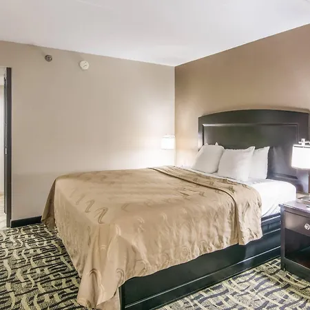 Quality Inn Rochester West-2