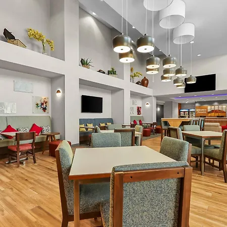 Hampton Inn & Suites El Paso West-3