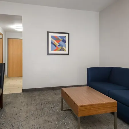 Holiday Inn Express Lake Wales North-Winter Haven By Ihg-2