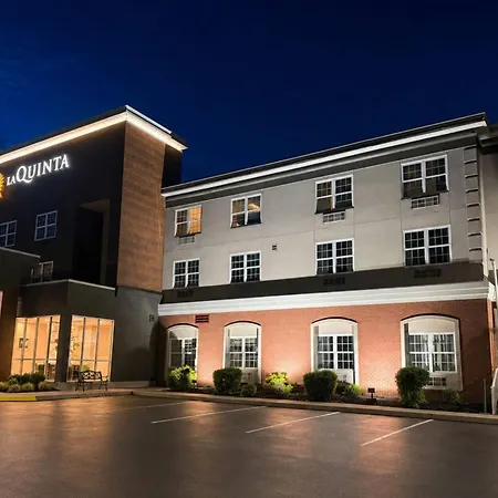 La Quinta Inn & Suites By Wyndam Knoxville West-2