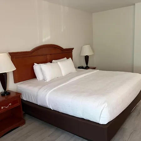 Quality Inn Edison-New Brunswick-2