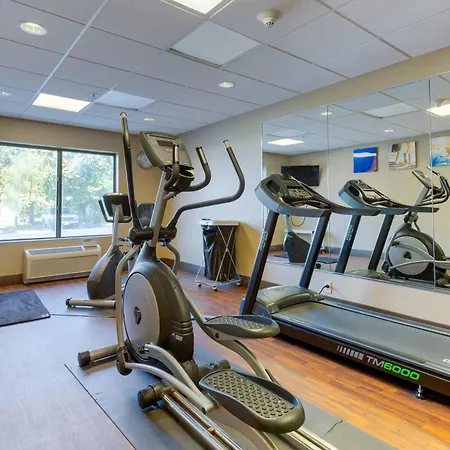 Comfort Inn & Suites Cambridge-2