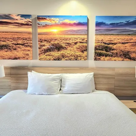 Days Inn & Suites By Wyndham Katy-2