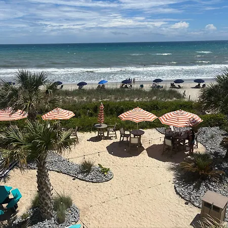 Crystal Coast Oceanfront Hotel-3