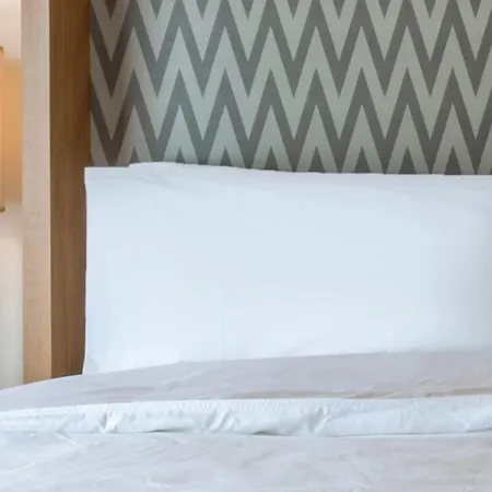 Holiday Inn & Suites Cedar Falls-Waterloo Event Ctr By Ihg-3