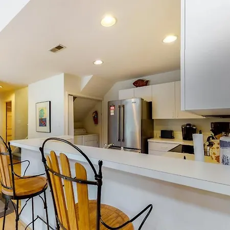 Sea Colony - 53063 Lakeshore-2
