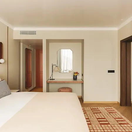 Hotel Condes De Barcelona-2