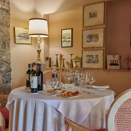 Relais Osteria Dell'Orcia-3