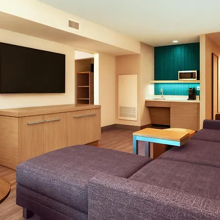 Hilton Garden Inn Houston/The Woodlands-3