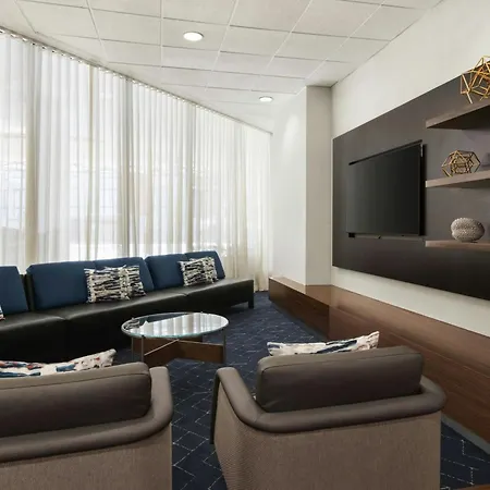 Courtyard By Marriott Fishermans Wharf-2