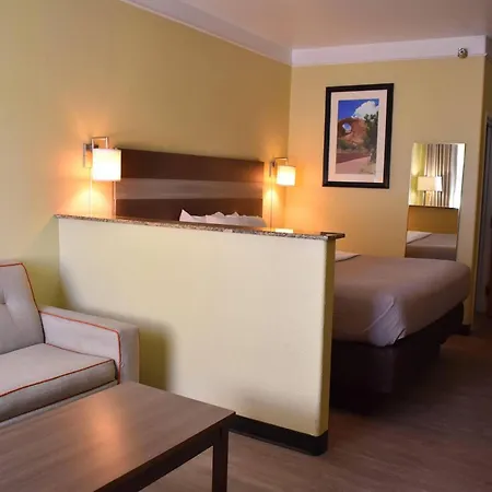 Quality Inn & Suites Gallup I-40 Exit 20-3