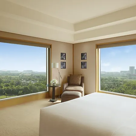 Grand Hyatt Mumbai Hotel And Residences-3