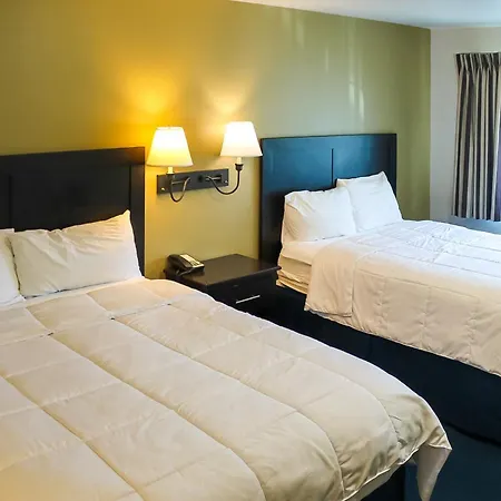 Fidalgo Country Inn-3