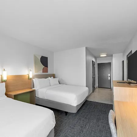 Spark By Hilton Cincinnati Airport South-2