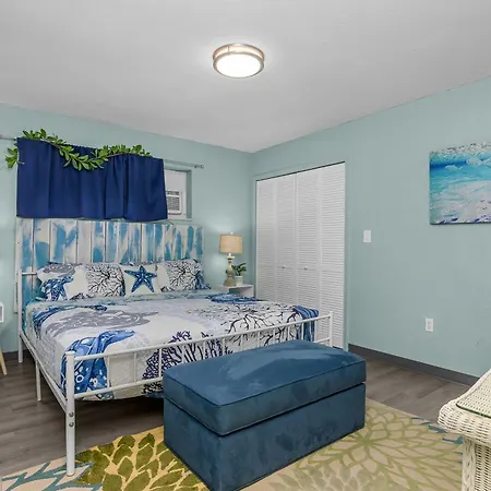 Latitude 26 Waterfront Boutique Resort - Fort Myers Beach-3