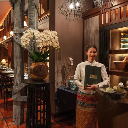 Anantara Siam Bangkok Hotel-2