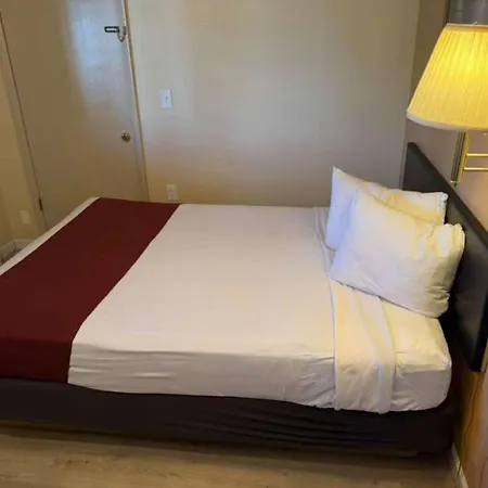 Econo Lodge Inn & Suites Montrose - Black Canyon Area-2