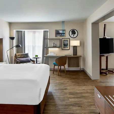 The Del Monte Lodge Renaissance Rochester Hotel & Spa-2