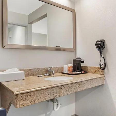Country Inn & Suites By Radisson, Montgomery East I-85-3